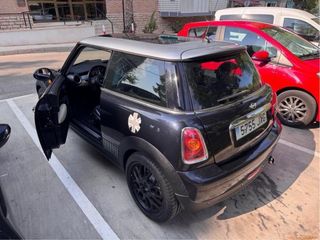 MINI Cooper 1.6 