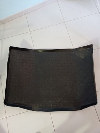 Funda maletero Toyota Yaris 2013 usada