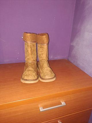 Botas beige y marrón