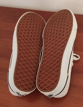 Vans  talla 37 Authentic 