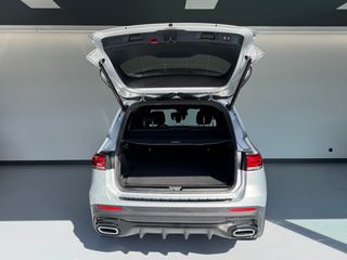 Mercedes-Benz GLB (X247) 2021