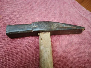 Martillo de zapatero antiguo