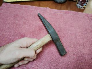 Martillo de zapatero antiguo