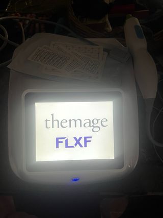 Máquina sistema Themage FLXF Facial
