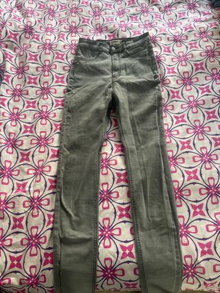 Pantalones vaqueros grises Pull&Bear talla 36