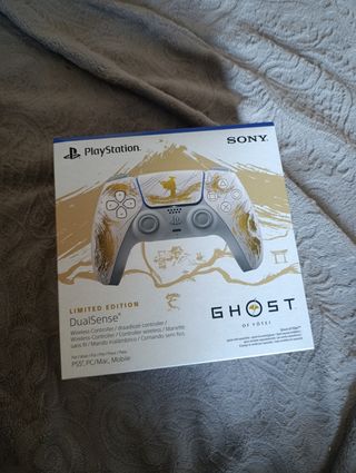 Mando DualSense Edición Limitada Ghost of Yotei