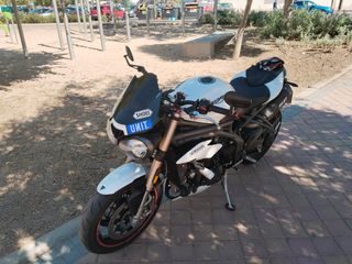 Triumph Speed Triple 1050