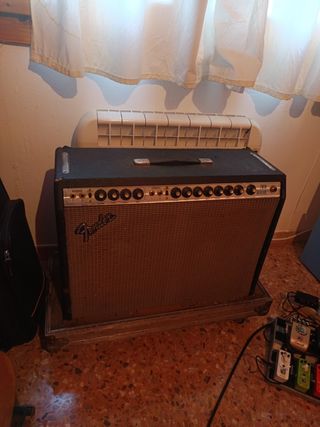 Amplificador Fender Twin Reverb Válvulas