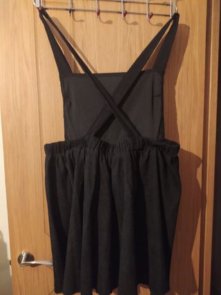 Falda Peto Negra