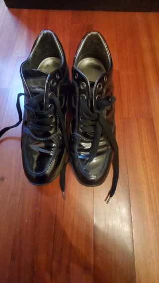 Scarpe sportive lucide nere