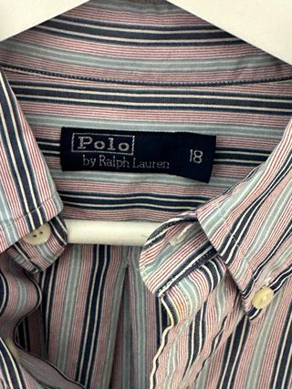 Camicia Polo Ralph Lauren. È una taglia 18 per bambini