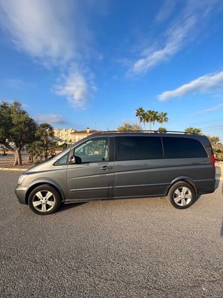 Mercedes-Benz Viano 2011