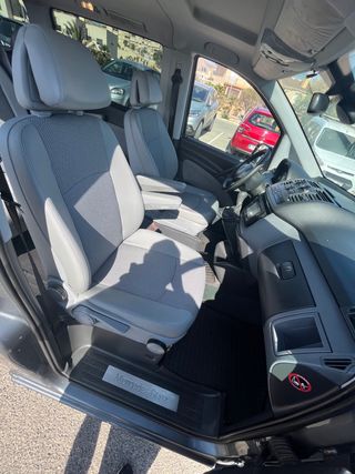 Mercedes-Benz Viano 2011