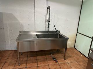 Fregadero acero inox con dos grifos y pedal