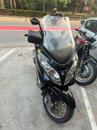 Suzuki Burgman 400
