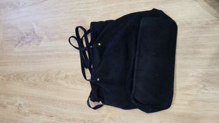 Bolso negro de ante