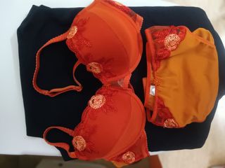 Conjunto sujetador y braguita naranja