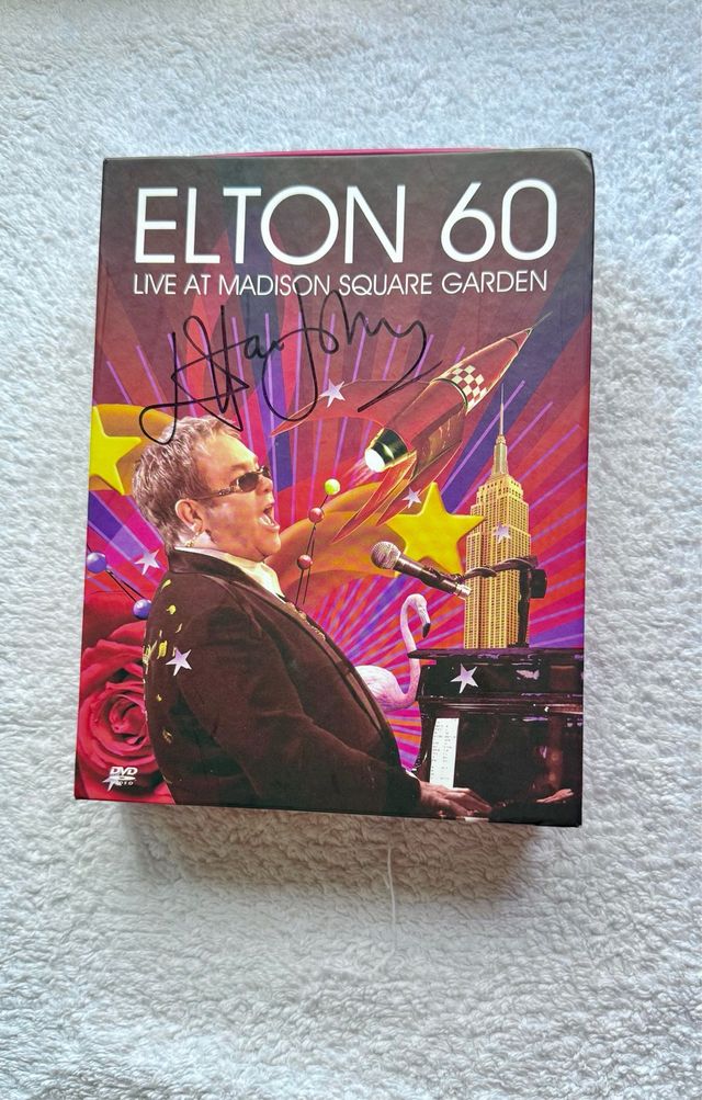 Firmado por Elton John 60 LiveDVD Edición Limitada