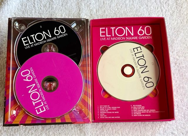 Firmado por Elton John 60 LiveDVD Edición Limitada