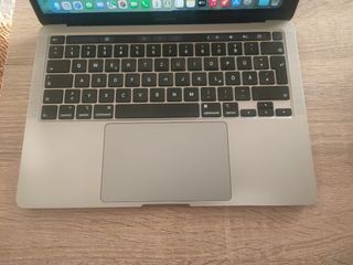 MACBOOK PRO 2020 i5 
/16GB RAM/512 SSD