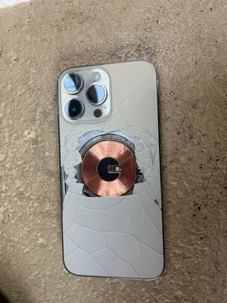 iPhone 14 Pro Max Plata - Pantalla Rota
