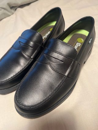 Zapatos Gorila Negros Nuevos