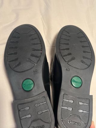 Zapatos Gorila Negros Nuevos