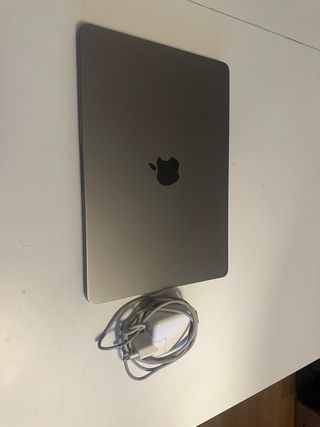 MacBook Air M3 2024 Gris Espacial
