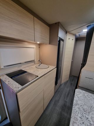 Caravana Knaus Weinsberg 500        REF. 0018