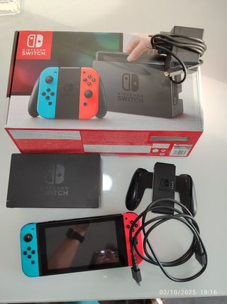 Nintendo Switch Azul/Rojo Completo 