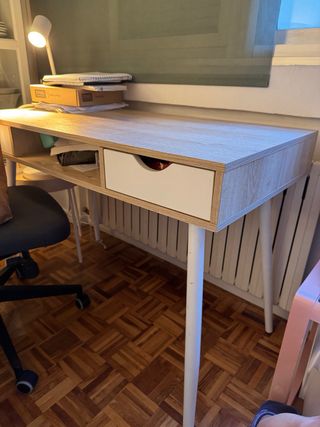 Escritorio 110x55cm - Buen estado
