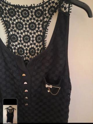 Canotta nera con pizzo