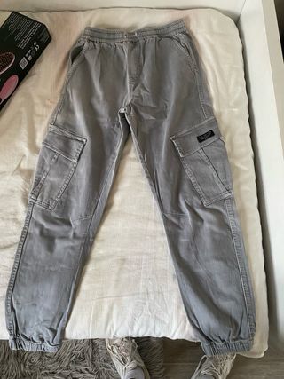 Pantalón cargo Zara gris 13-14 años 164cm