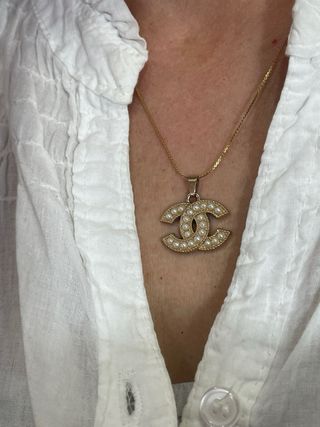 Collar Chanel CC Perlas Dorado