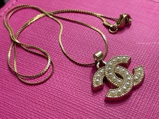 Collar Chanel CC Perlas Dorado