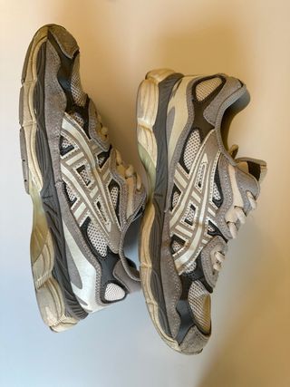 Zapatillas Asics Gel NYC grises