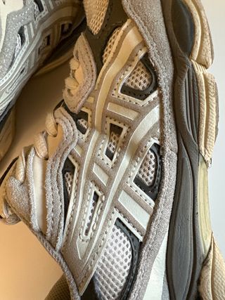 Zapatillas Asics Gel NYC grises