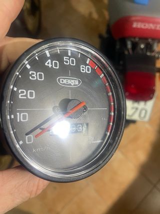 Cuenta kilómetros Derbi Variant Sport