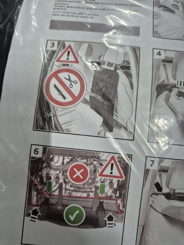 Protector respaldo coche 4 compartimentos. Audi.