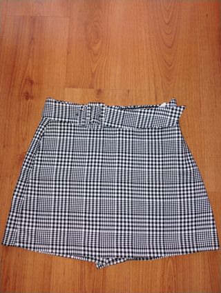 Falda pantalón cuadros Bershka