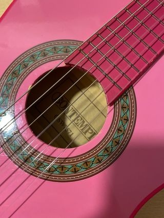 Guitarra rosa infantil