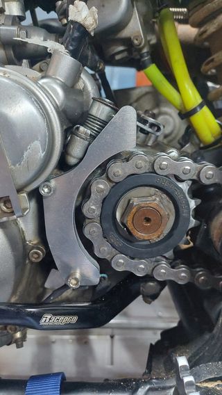 Protector piñón quad Yamaha YFZ