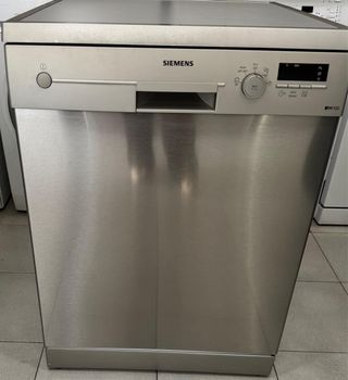 LAVAVAJILLAS SIEMENS EN INOX DOS BANDEJAS 