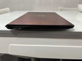 HP i7 16GB RAM SSD Negro/Verde