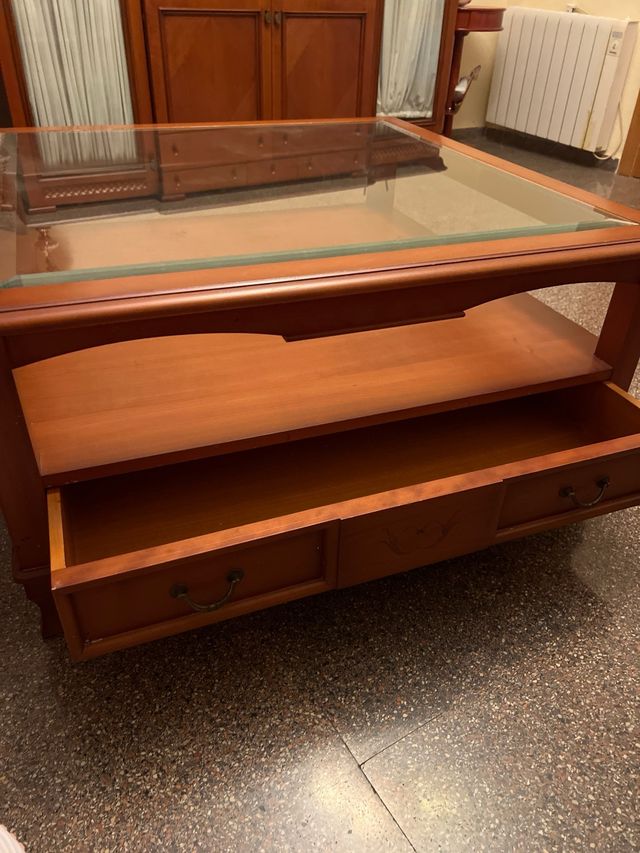 Mesa de centro vintage de madera y cristal