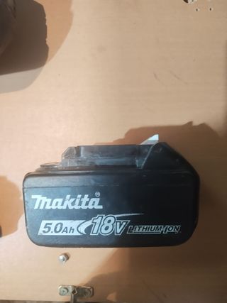 Pistola de impacto Makita 18V + 1 bateria.