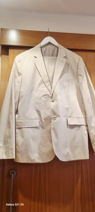 Traje H&M Beige Nuevo 