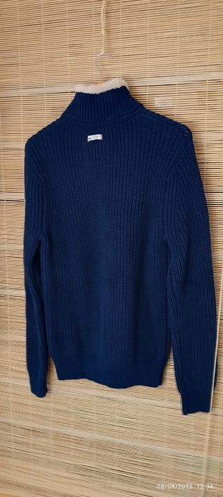 Jersey Quiksilver azul cuello alto botones