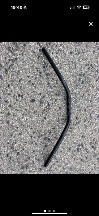 Manillar de moto negro