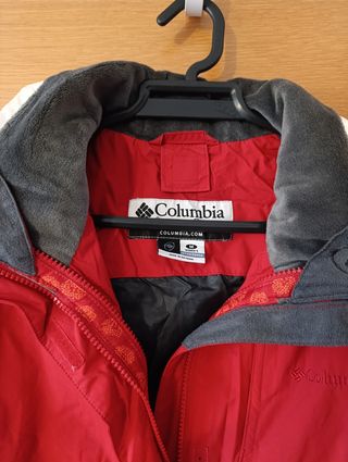 Chaqueta Columbia Roja y Blanca